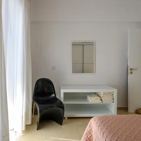 5 Meters From The * Chrani