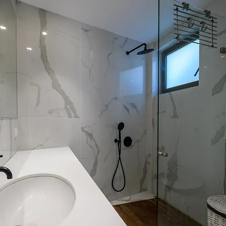 5 Meters From The Chrani