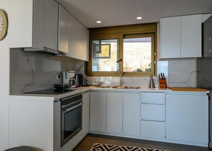 5 Meters From The Chrani