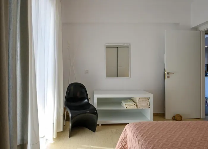 5 Meters From The * Chrani