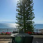 5 Meters From The بيت للعطل كراني