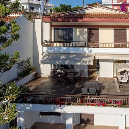 בית נופש 5 Meters From The *