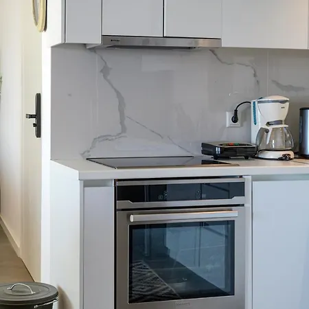 5 Meters From The Chrani