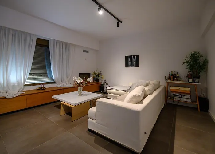 5 Meters From The * 크라니