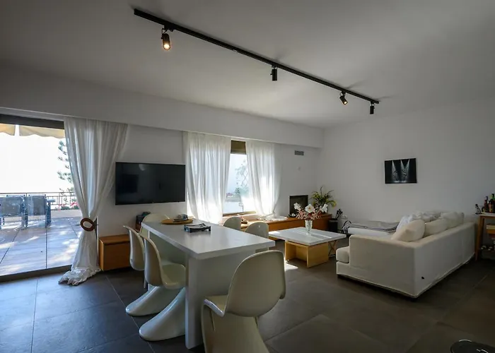 5 Meters From The בית נופש חראני