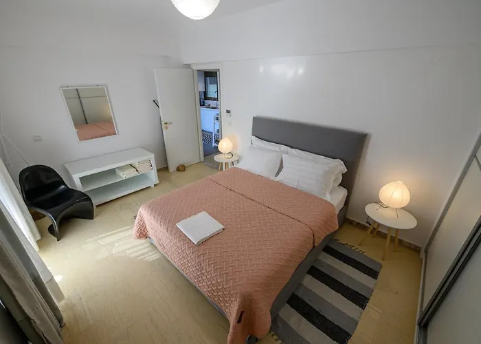 5 Meters From The בית נופש *